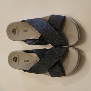 Clarks Cloudsteppers denim cris cross slides women's size 8